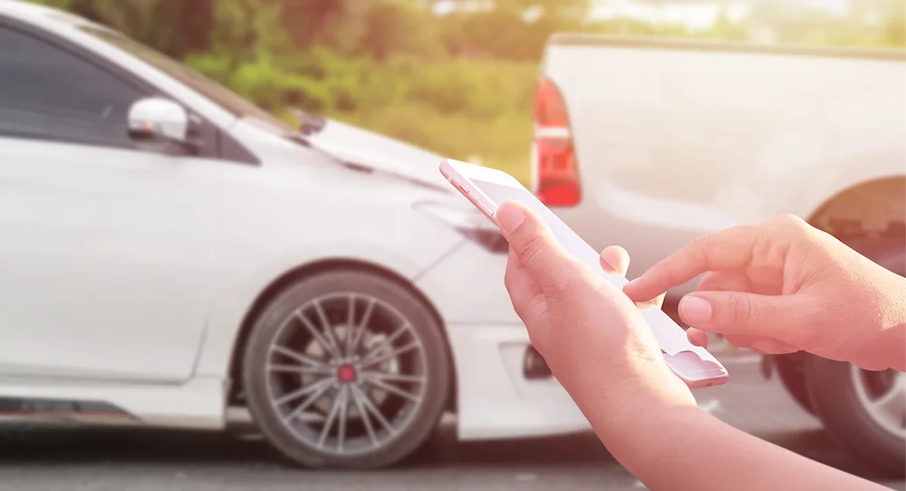 Carglass Slovenia Streamlines Windshield Repair, Replacement and Recalibration with Anyline Mobile Data Capture