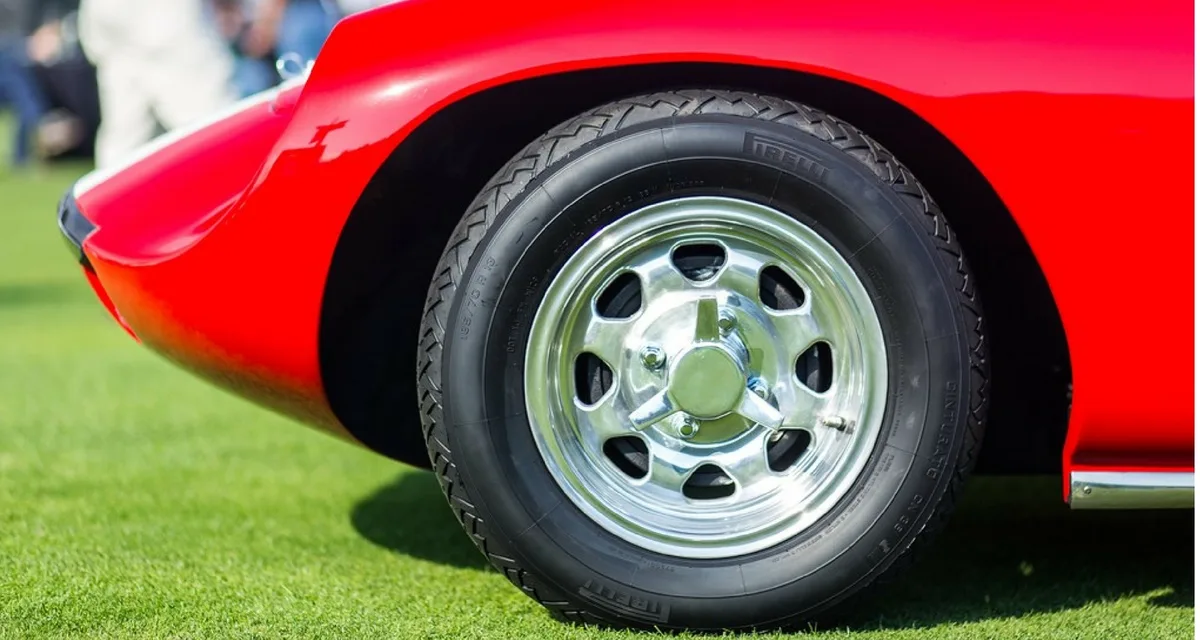 Pirelli expands "Pirelli Collezione" tires for vintage & classic cars