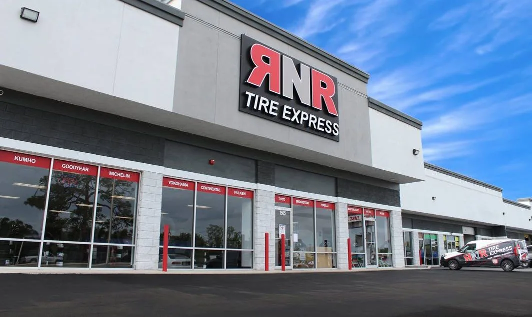 RNR Tire opens 100th store in Sarasota, Florida