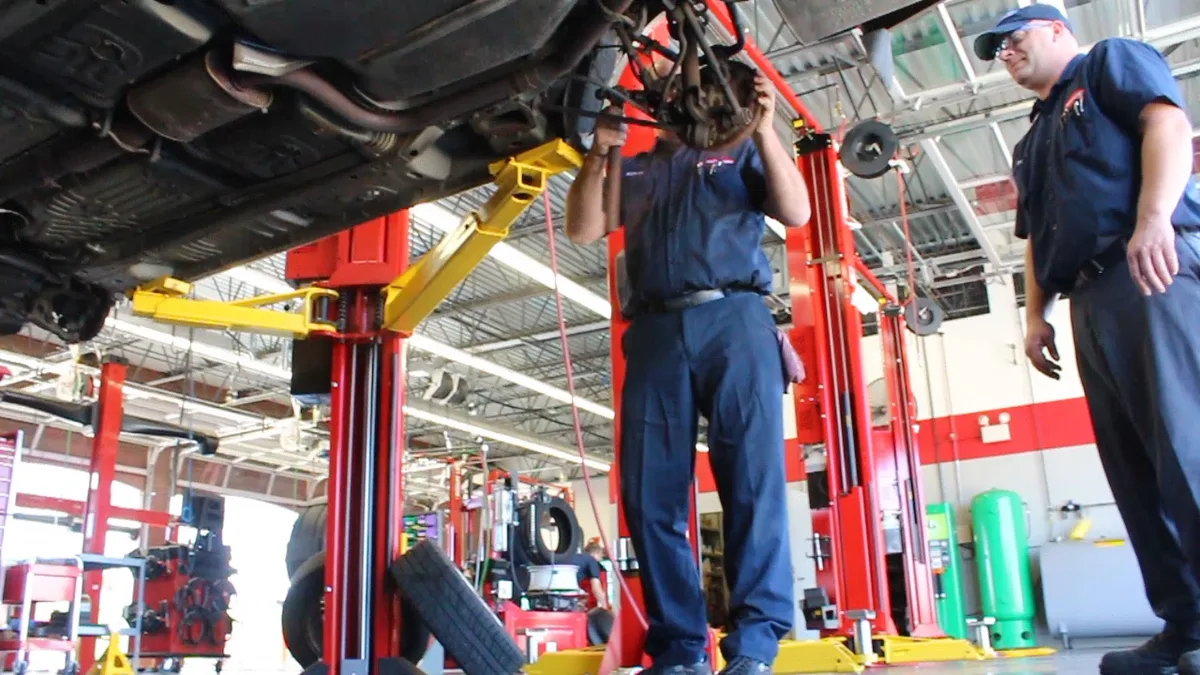 10 affordable accessories to greatly improve technician performance