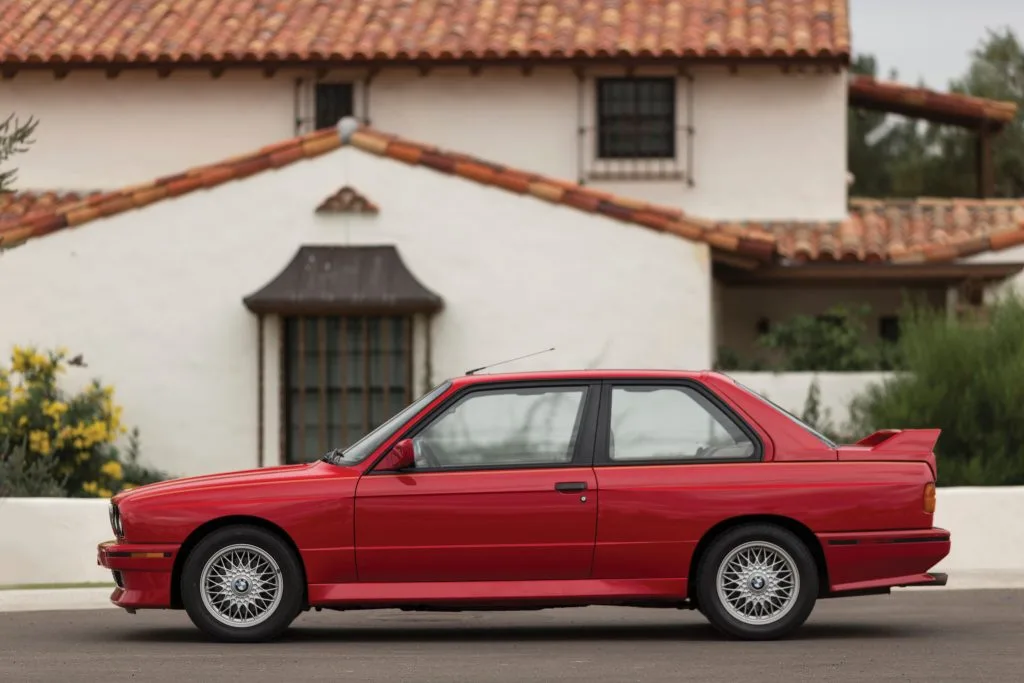 1990 BMW M3.1