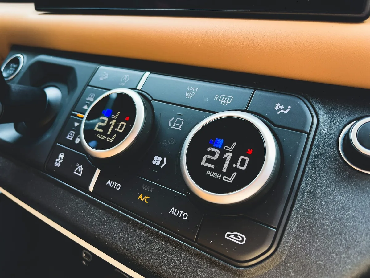 Car air conditioning vents and climate controls