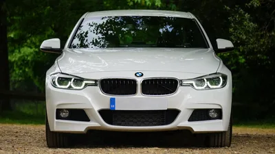 Can You Display Your Front License Plate Inside Your Windshield in Colorado?