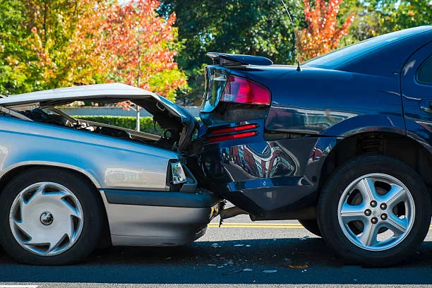 ¿Quién es responsable cuando un accidente automovilístico involucra un semáforo defectuoso?